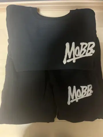 MoBB 블랙 트레이닝복 맨투맨.스웨트 팬츠