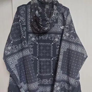[ 새상품급 ] THE NORTH FACE 반다나 패턴 컴팩트 자켓