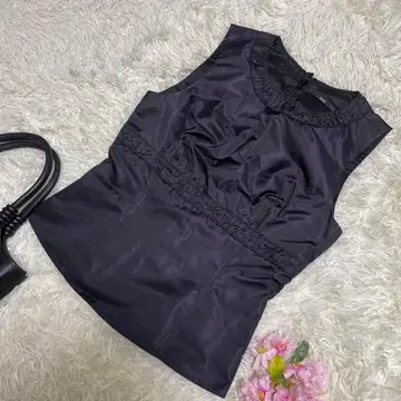 컨디션 최상 휴고보스 슬리브리스 블라우스 백 지퍼 테카리 퍼플 S