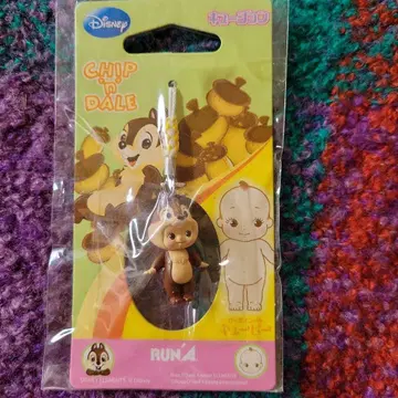 큐전 칩 Disney Chip 'n' Dale 펜던트 스트랩