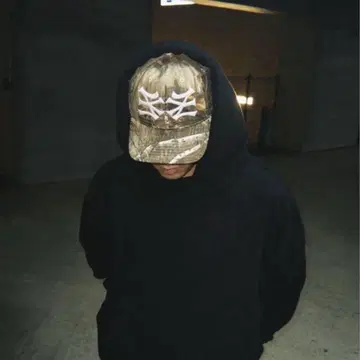 카모플라쥬 캡 oMA 자수 부착