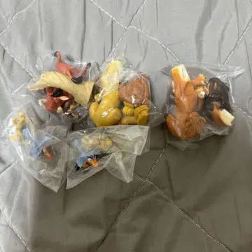라이온킹 피규어 캡슐 토이