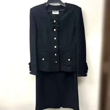 INGEBORG 블랙 스커트 셋업