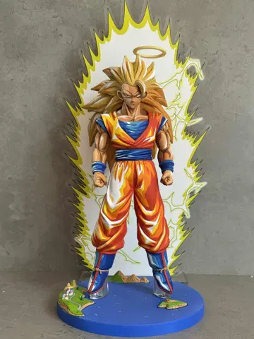 드래곤볼 초사이어인 손오공 피규어