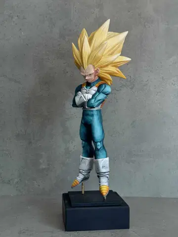 드래곤볼 베지터 피규어