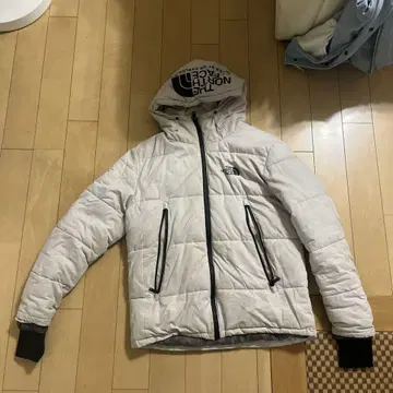 The North Face 후드 부착 다운 자켓
