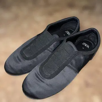 ZARA 블랙 스니커즈 플랫 00s y2k
