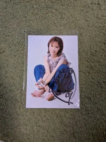 아이우치 리나 사인 포함 사진