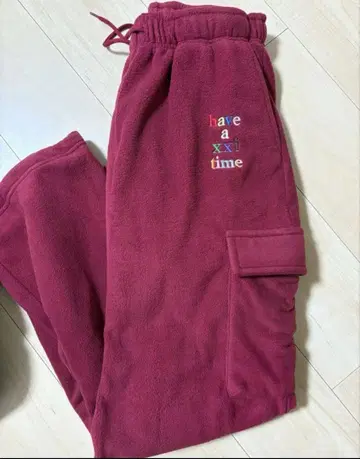 한정판 FOREVER 21 x have a good time 플리스 팬츠