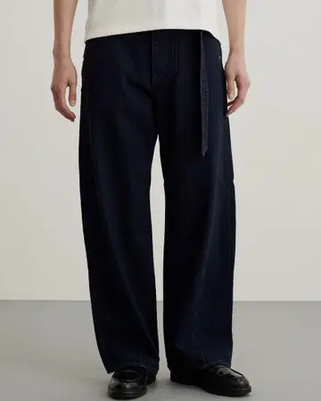 SHIOTA BASIC 벨티드 데님 팬츠