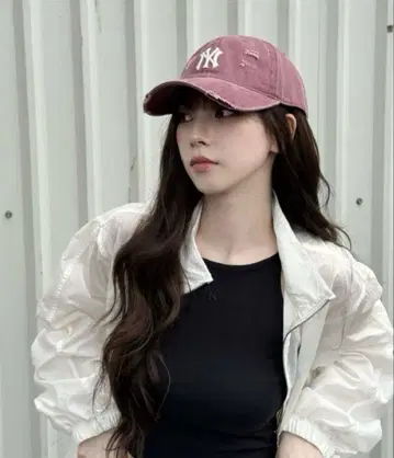 MLB 로스앤젤레스 다저스 캡 aespa 카리나 착용 미사용 새상품
