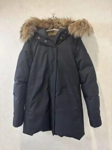 새상품급 피레넥스 BORDEAUX FUR 다운 자켓