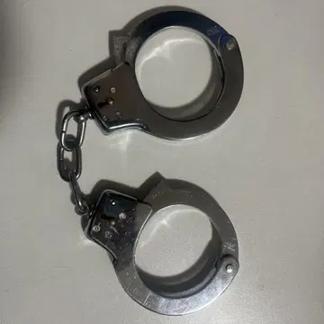 [ 가나가와현경 ] 금속제 수갑 실버 [ 열쇠 없음 ]