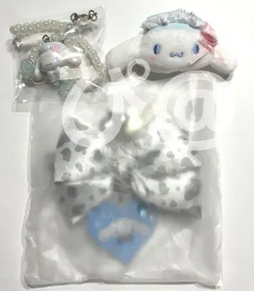 산리오 모노톤 애니멀 화이트 프릴 묶음 판매 시나몬