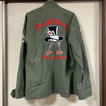 Deus Ex Machina 밀리터리 패치 셔츠