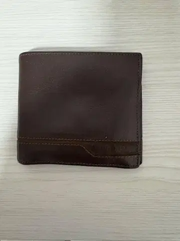 다크 브라운 가죽 접이식 지갑