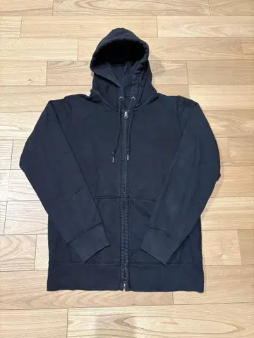 UNIQLO 더블 지퍼 후드티 블랙 짧은 기장