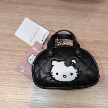 LOWRYSFARM 키티 퀼팅 보스턴 키 참 블랙