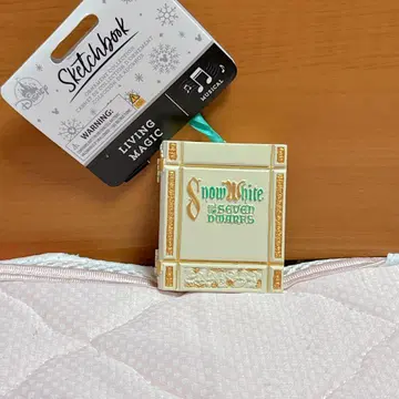 크리스마스 오너먼트 백설공주 스토리북