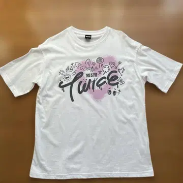TWICE T셔츠 M 사이즈