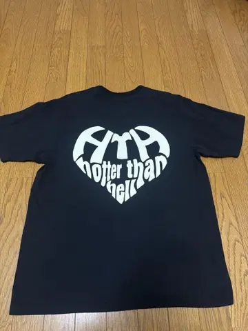 Hotter Than Hell 블랙 T셔츠 M사이즈