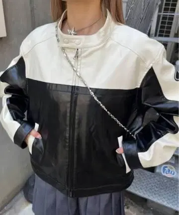 Who s who gallery 화이트/블랙 가죽 자켓