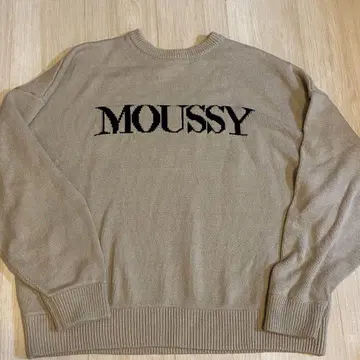 MOUSSY 베이지 니트 스웨터 긴팔