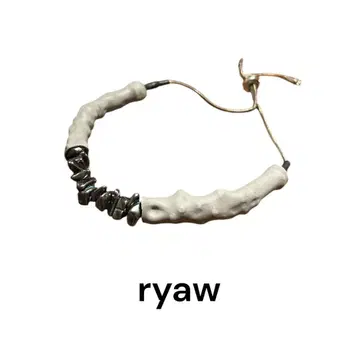 ryaw 팔찌