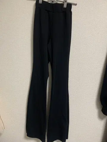 ACYM 플레어 팬츠 블랙