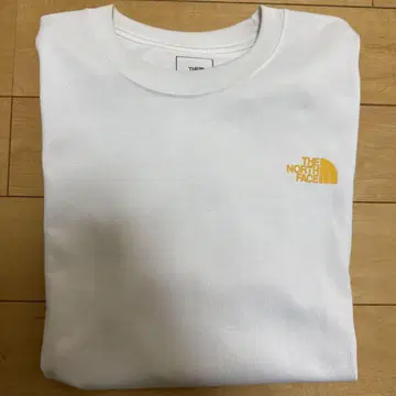 THE NORTH FACE 화이트 T셔츠
