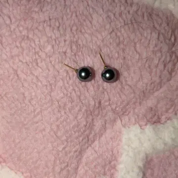 블루 블랙 진주 스터드 귀걸이 실리콘 마개 4개 포함 보석점에서 구매