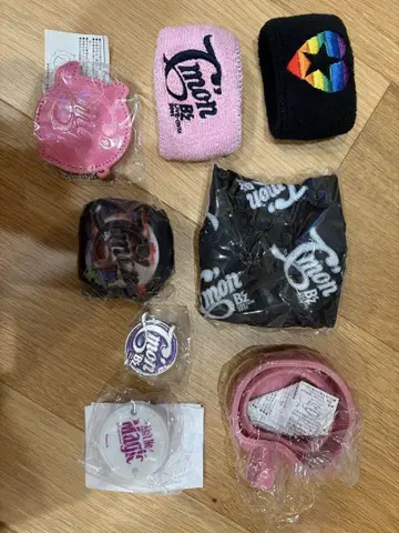 B'z 가챠가챠 8종 세트