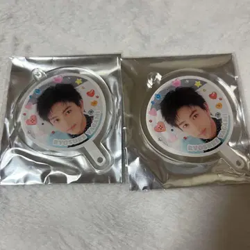 ICEx 야가미 료스케 SPINNS 콜라보 부채형 아크릴 키링