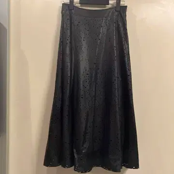 ZARA 블랙 레이저 컷 플레어 스커트