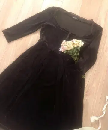 최종 가격! FOXEY NEWYORK 다크 브라운 원피스 40