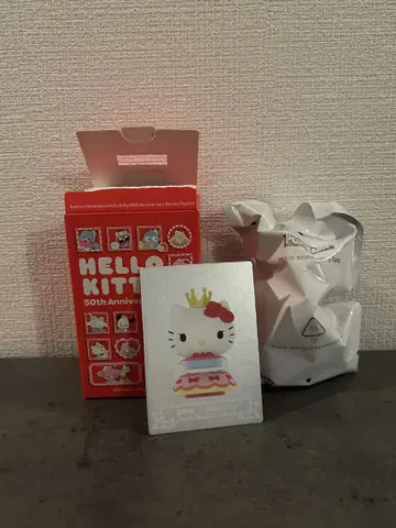 POP MART 헬로키티 50주년 기념 피규어 시크릿
