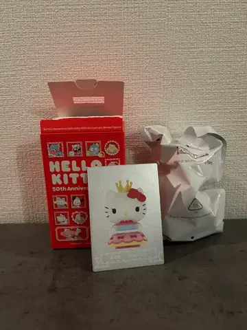 POP MART 헬로키티 50주년 기념 피규어 시크릿