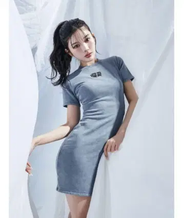 Darich 컷 데님 미니 원피스
