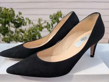 Noble 블랙 스웨이드 스틸레토 펌프스 새상품급! 23.5cm