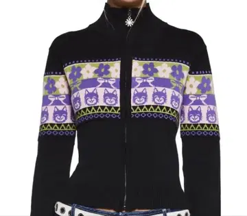 꽃과 고양이 무늬 하이넥 니트 후드티