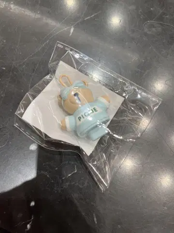 스타벅스 스벅 젤라피케 콜라보 베어리스타 캡