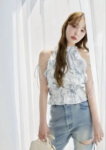 one after another NICE CLAUP 상의