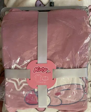 새상품 GU 지유 별의 커비 룸웨어 라운지 세트 반팔 L 사이즈