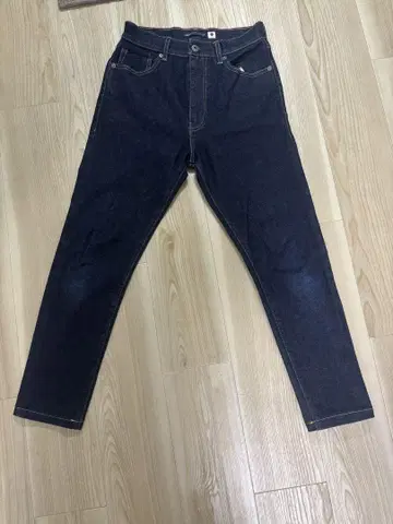 Levi Strauss & Co. 다크 블루 스키니 데님