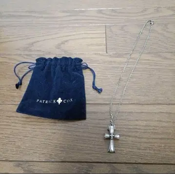 PATRICK COX 크로스형 목걸이