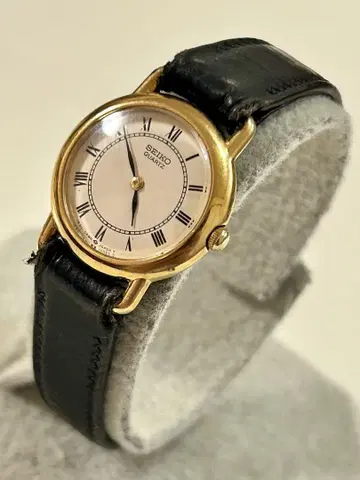 세이코 SEIKO 1E20-0150 여성용 쿼츠 손목시계 작동품