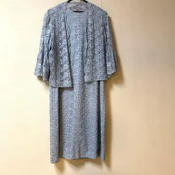 그레이 레이스 디자인 슬리브리스 드레스 세트