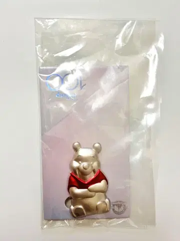 새상품 핀 배지 월트디즈니 창립 100주년 플라티나 컬렉션