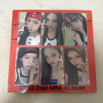izna Not just pretty 트레이딩 카드 A 컴프