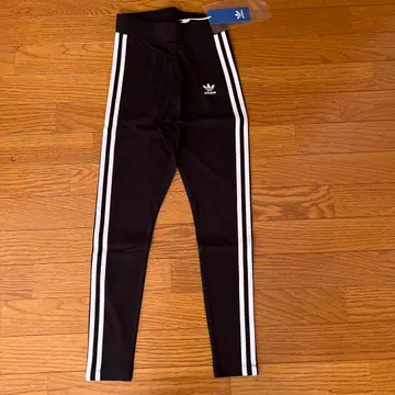 adidas 오리지널스 블랙 화이트 스트라이프 레깅스 미사용 새상품